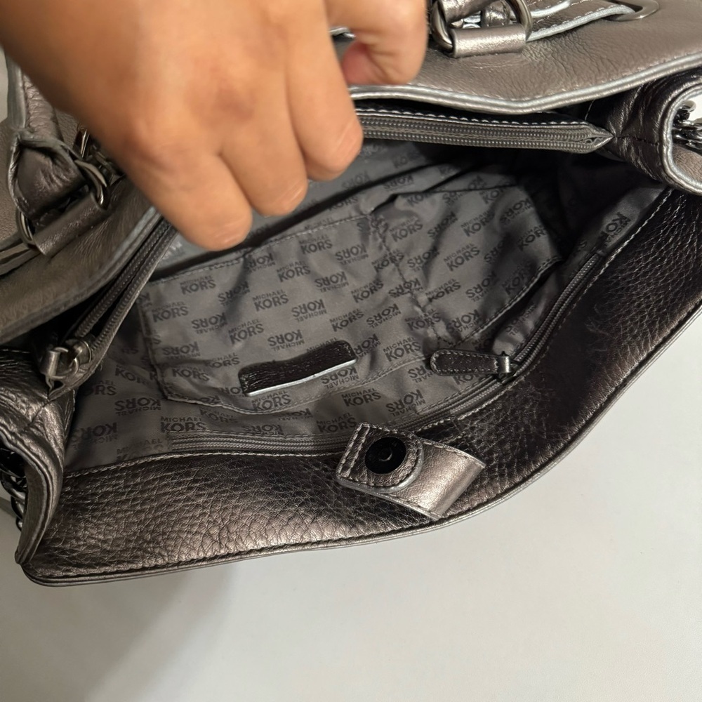 Michael Kors Satchel - Picture 6 of 16